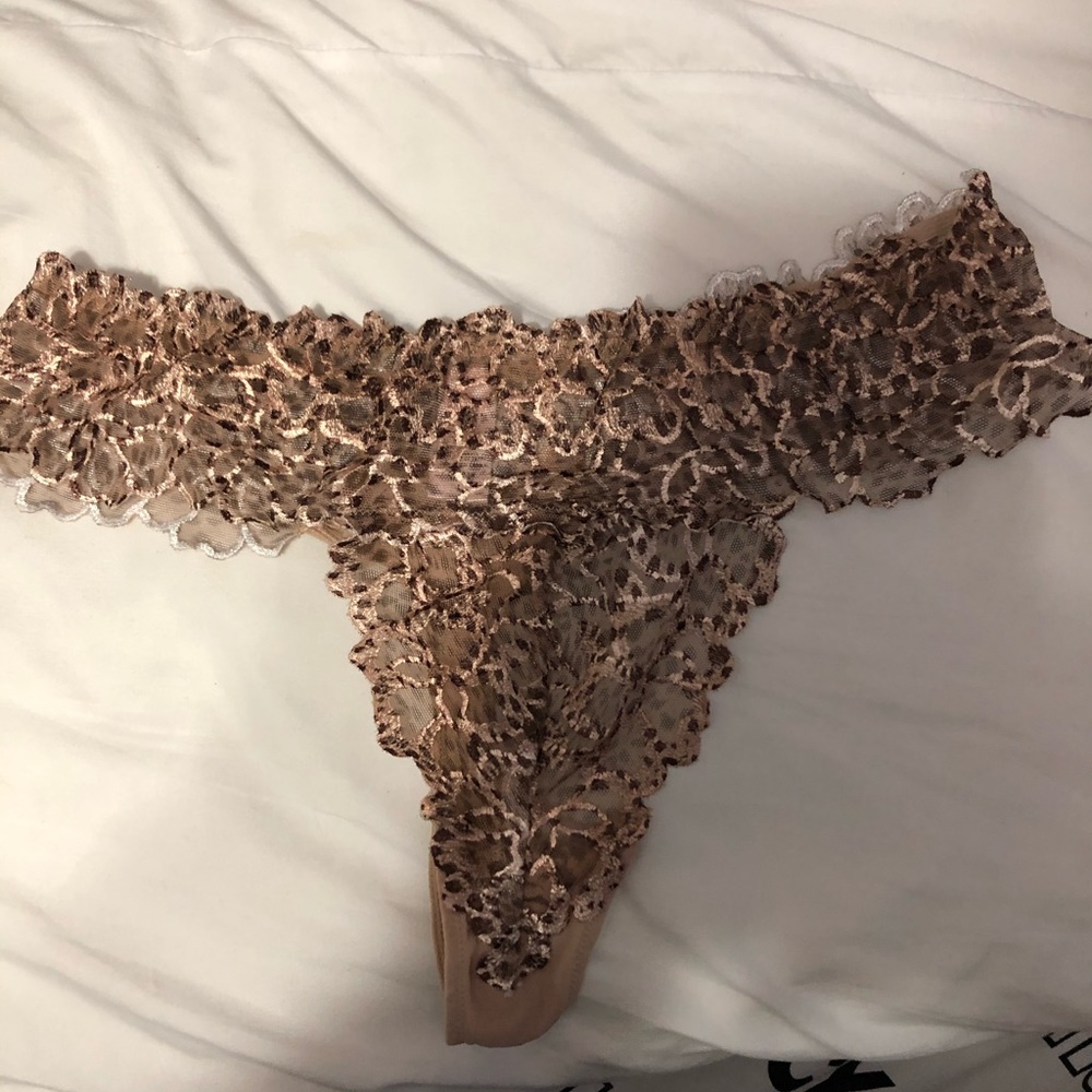 Victoria’s Secret ladies thong